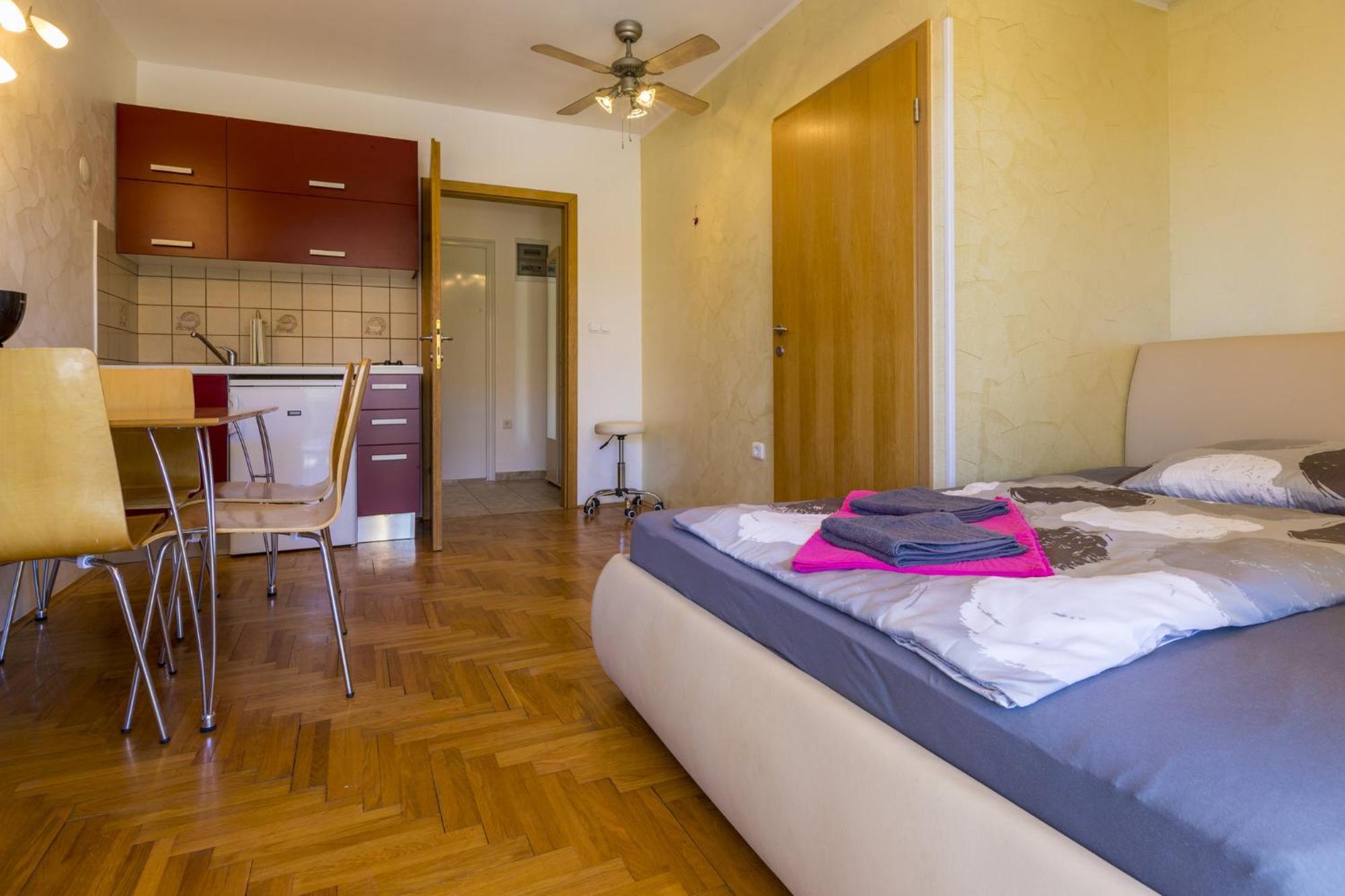 Duerr Apartment Crikvenica Bagian luar foto